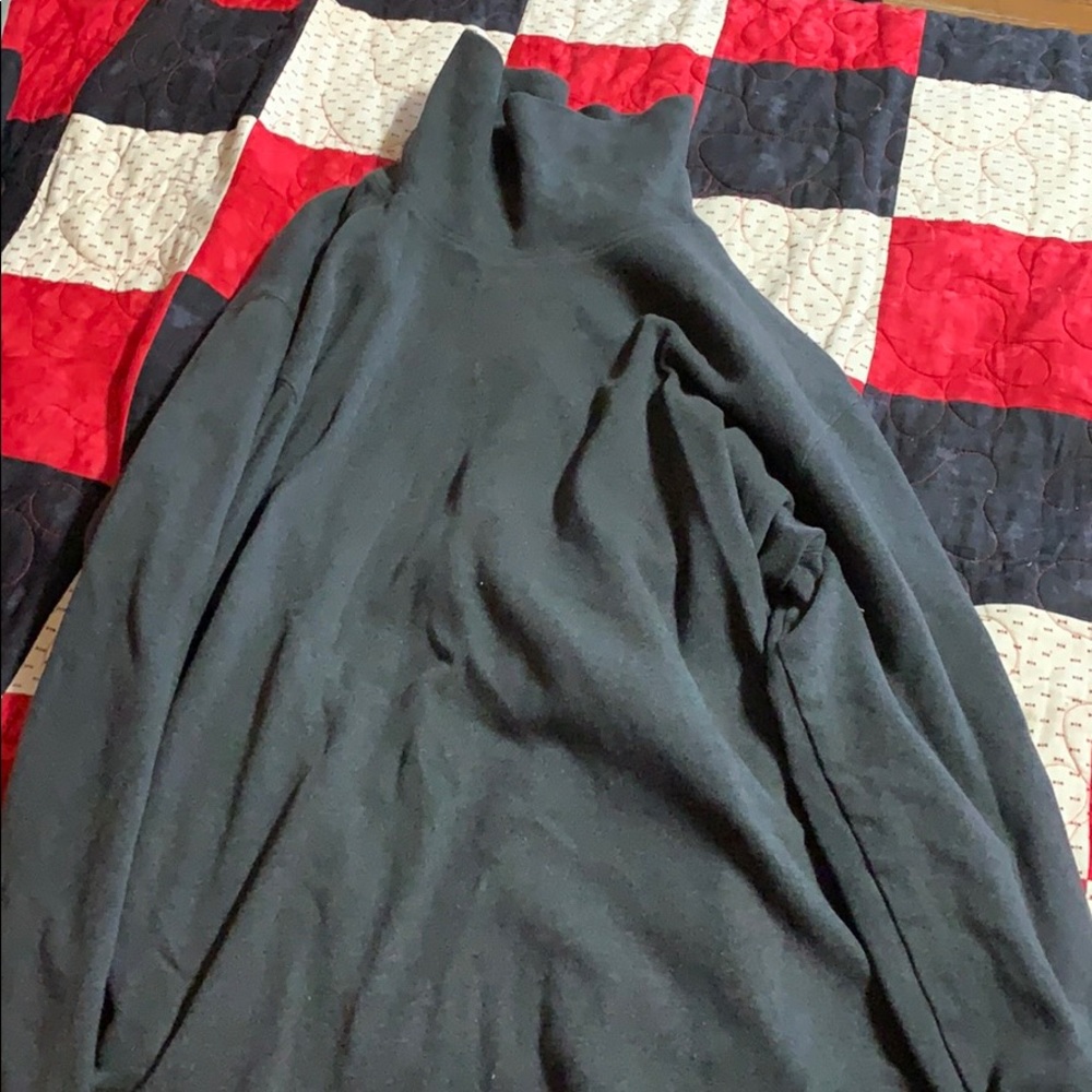 Long sleeve turtleneck